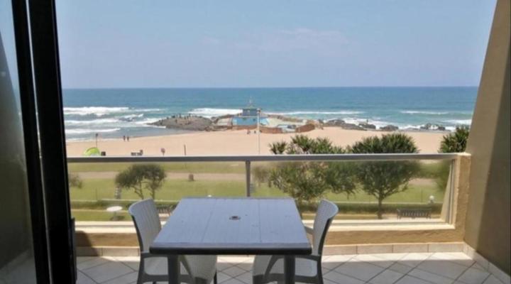 Inyoni Rocks Cabanas No 40