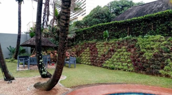 Inyoni Rocks Cabanas No 40