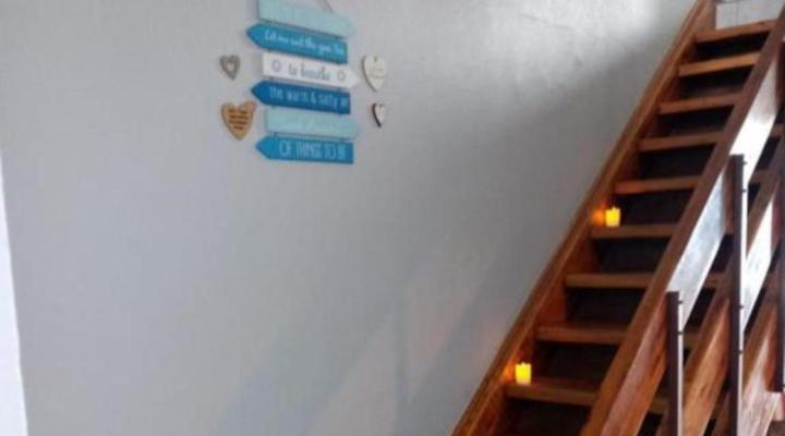 Inyoni Rocks Cabanas No 40