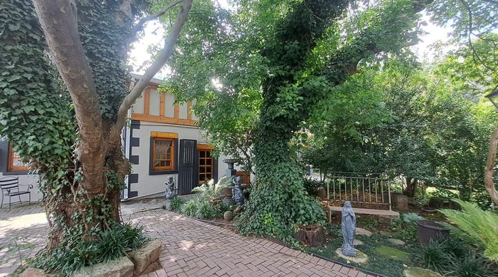 Pandora's Guesthouse