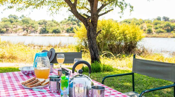 Hakusembe River Lodge Camping, Caprivi, Namibia