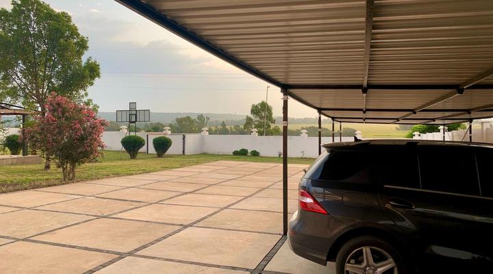 Airport lodge Newcastle