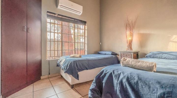 Walking Tall Private Bush Retreat