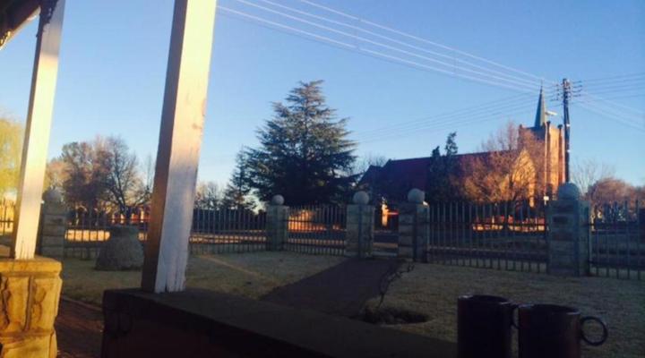 The Old Country House and Cottage