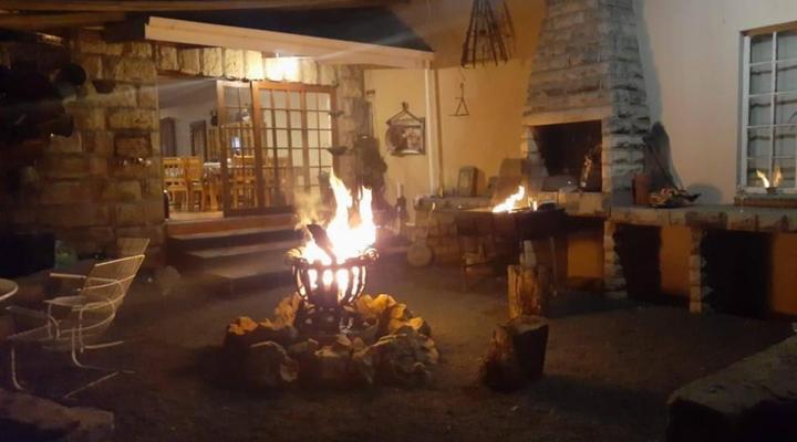 The Old Country House and Cottage