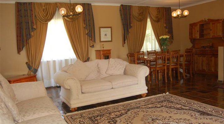 Living Jewels Guest House and Wedding Venue