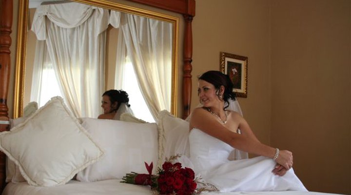 Living Jewels Guest House and Wedding Venue