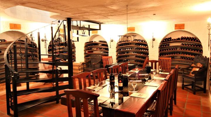 Mitre's Edge Wine Estate