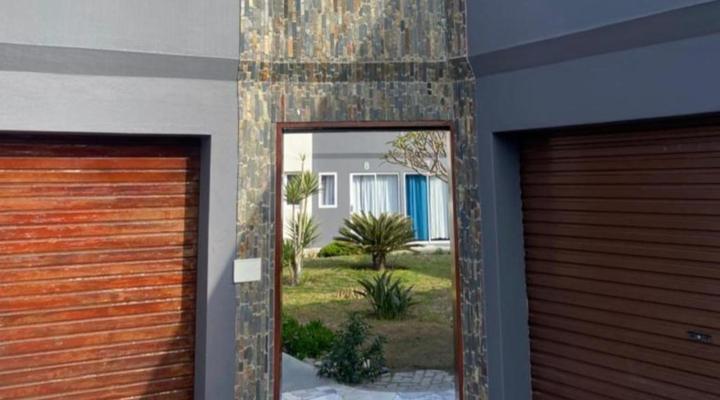 The Meer Guesthouse & Self Catering