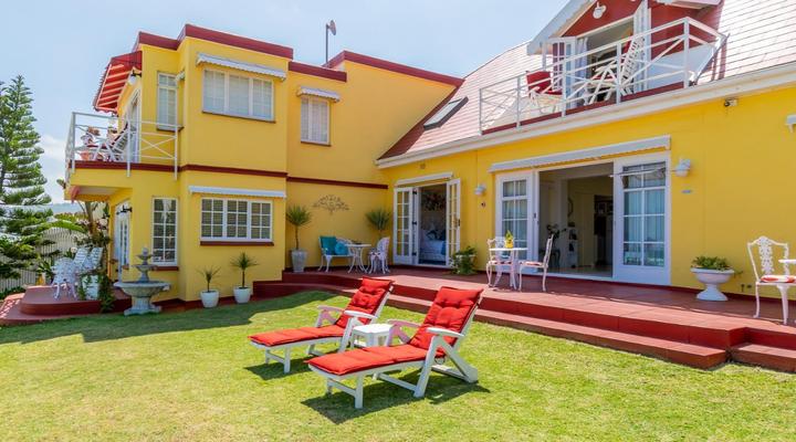 Haus am Strand - on the Beach