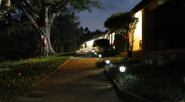 Chestnut Country Lodge