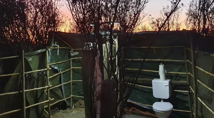 Oskopvlakte Karoo Farm House n Serengeti Bush Camp