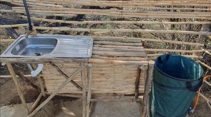 Oskopvlakte Karoo Farm House n Serengeti Bush Camp