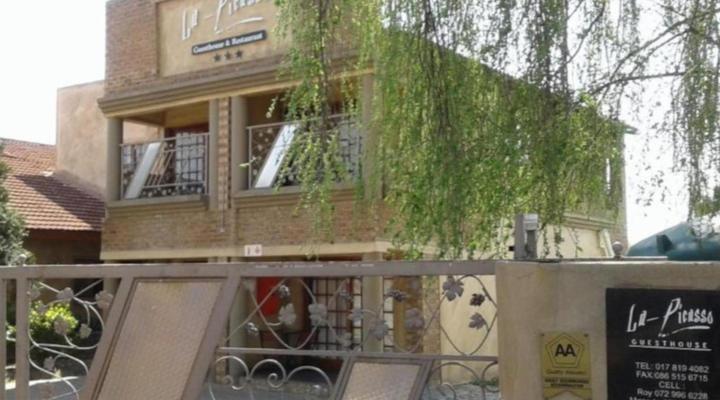 La Picasso Guesthouse