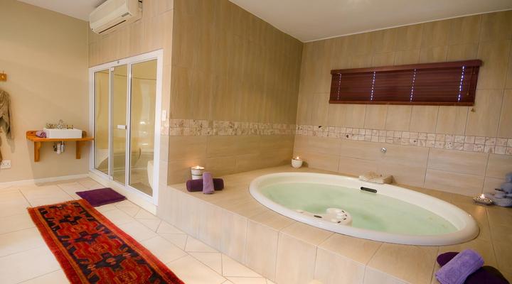 Granny Mouse Country House