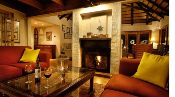 Granny Mouse Country House