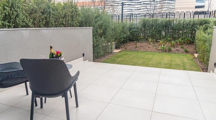 Unit 2008 Ellipse Waterfall