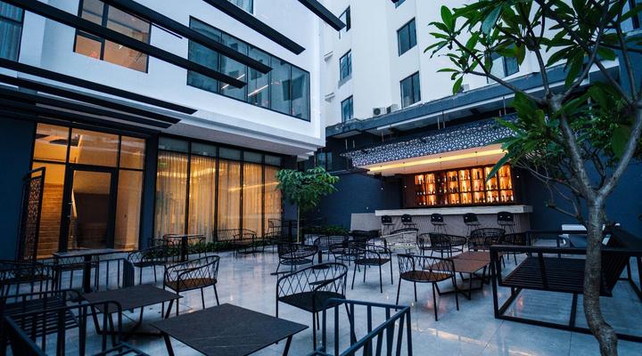 Albergo Hotel and suites