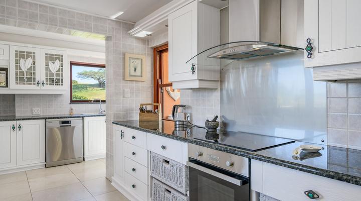 San Lameer Villa 14014 - 5 Bedroom Luxury