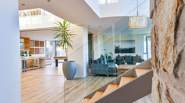 No 3 11th Avenue Summerstrand House