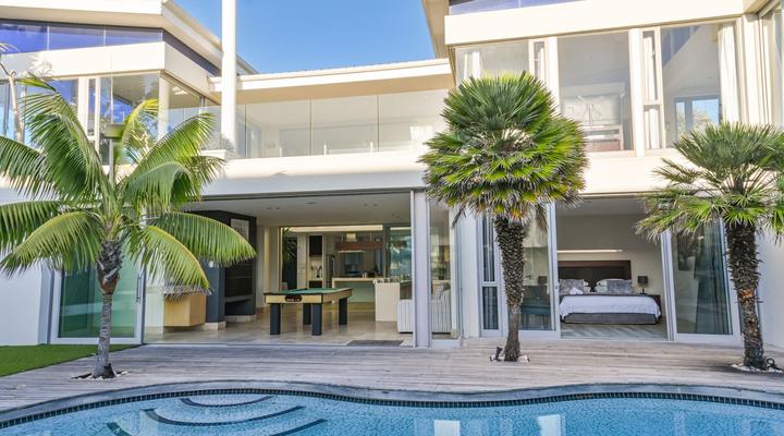 No 3 11th Avenue Summerstrand House