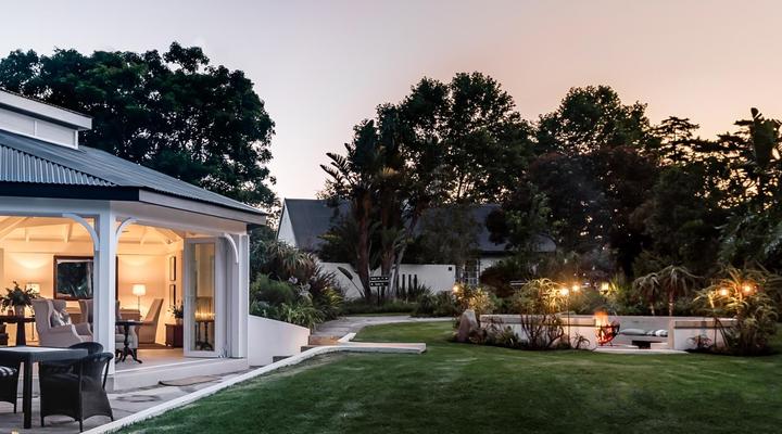 Hunters Country House