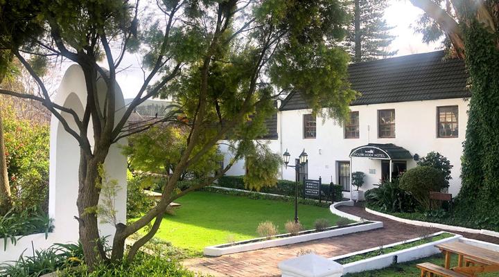 Houw Hoek Hotel