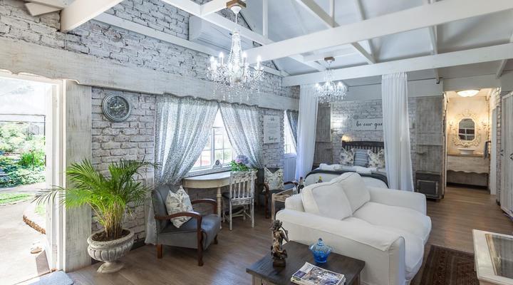 Rose & Ivy Guesthouse