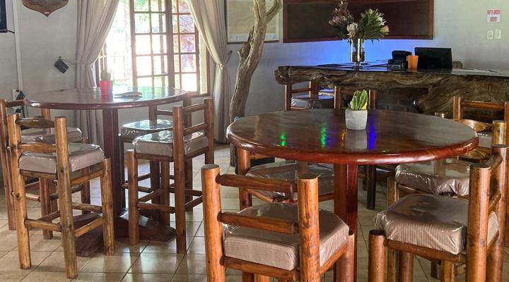 Makoppas Nest River Lodge