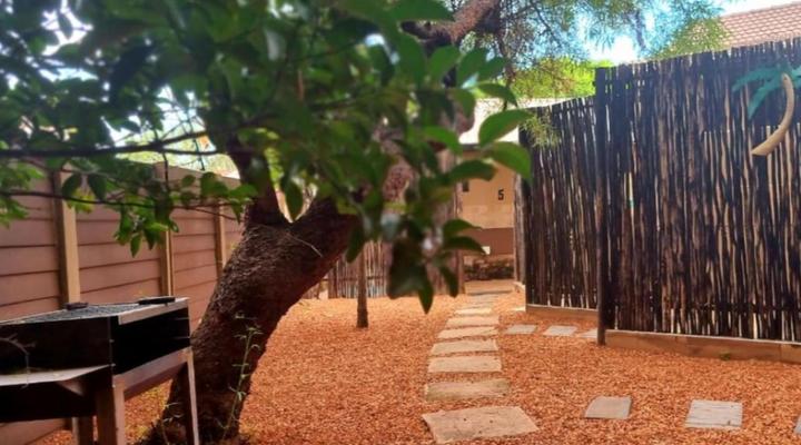 Palm Inn Guesthouse Lephalale