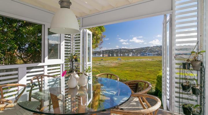 Sunset Lane Fairmile Point