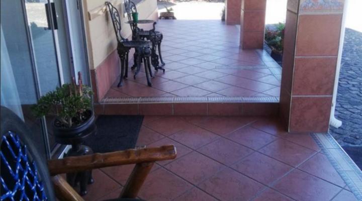 African Elephant Guest House