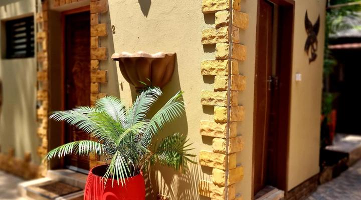 La Lucia Guest House