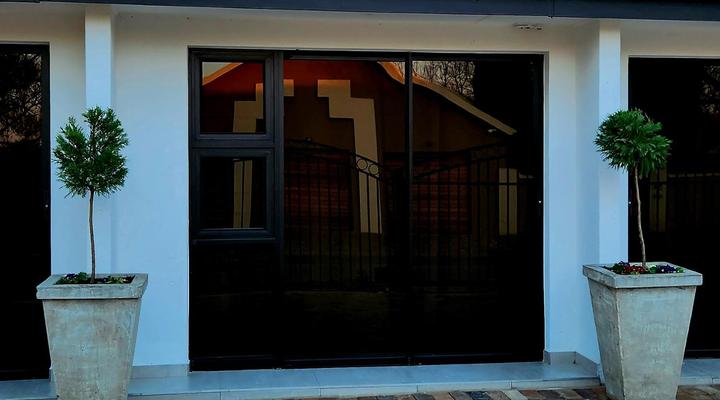 Villa-né Guesthouse