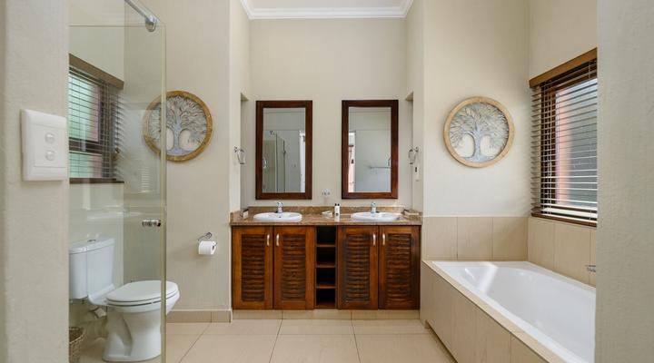 San Lameer Villa 403 - 4 Bedroom Luxury