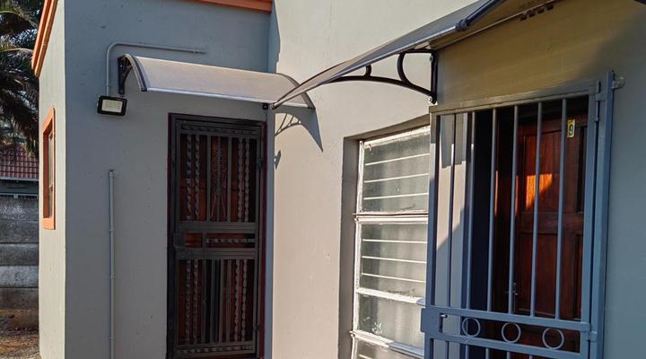 Good and Proper Guest Lodge