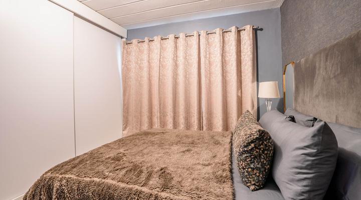 Modern 2 bedroom apartment in vibrant Melville - 99