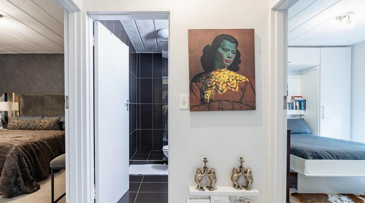 Modern 2 bedroom apartment in vibrant Melville - 99