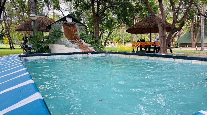 sarusungu river lodge