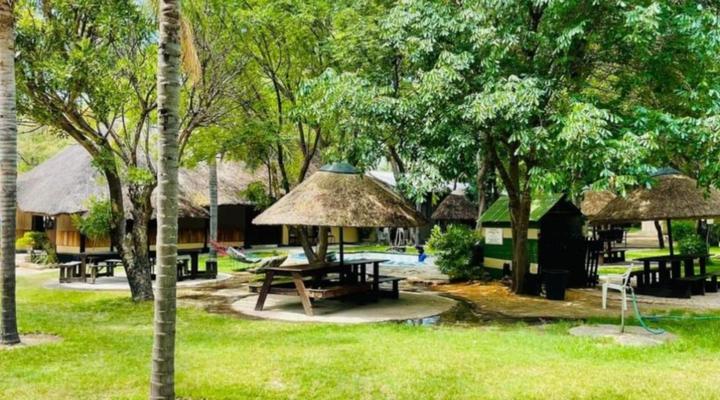 sarusungu river lodge