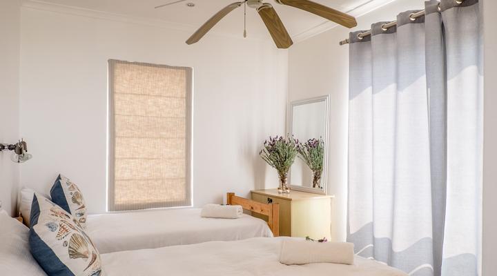 32 on George Britannia Bay