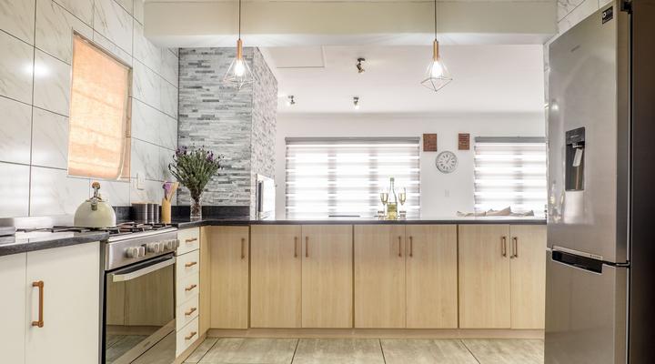 32 on George Britannia Bay