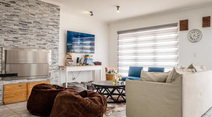 32 on George Britannia Bay