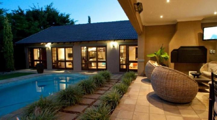 Rise and Shine Lodge