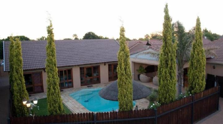 Rise and Shine Lodge