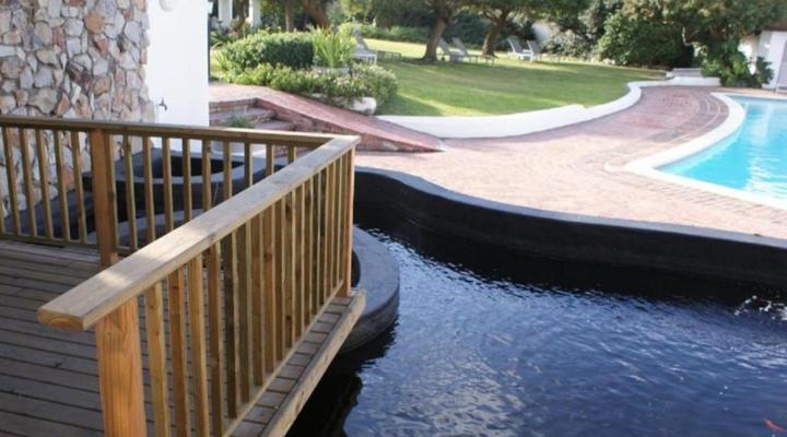 Whale Rock Luxury Lodge