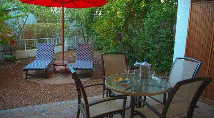 Easy Five Guest House