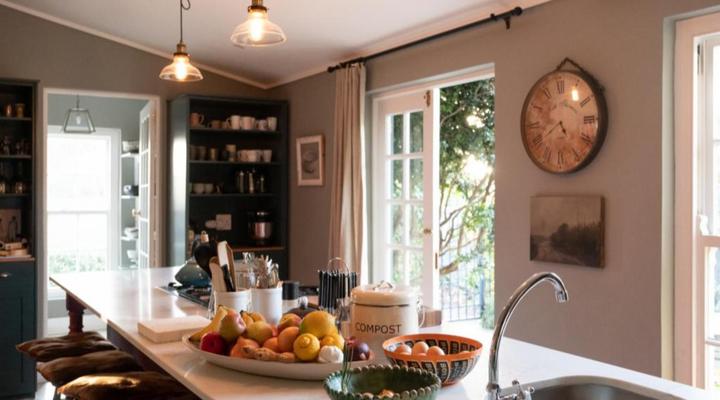 Tanya's on 2nd Avenue