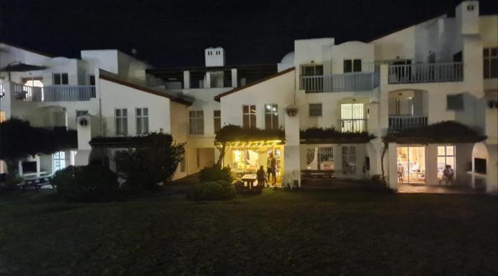 The Tides Struisbaai