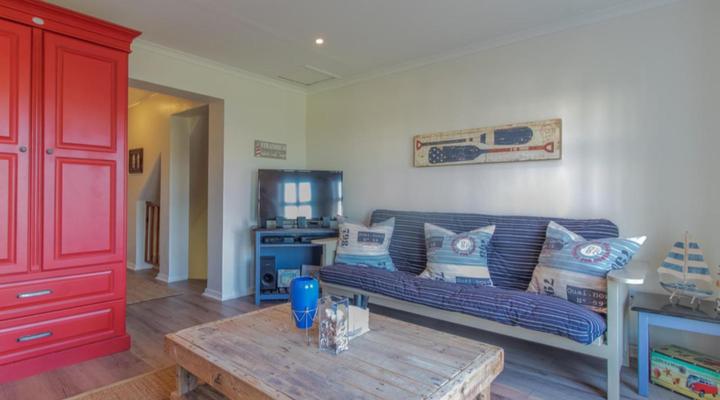 The Tides Struisbaai